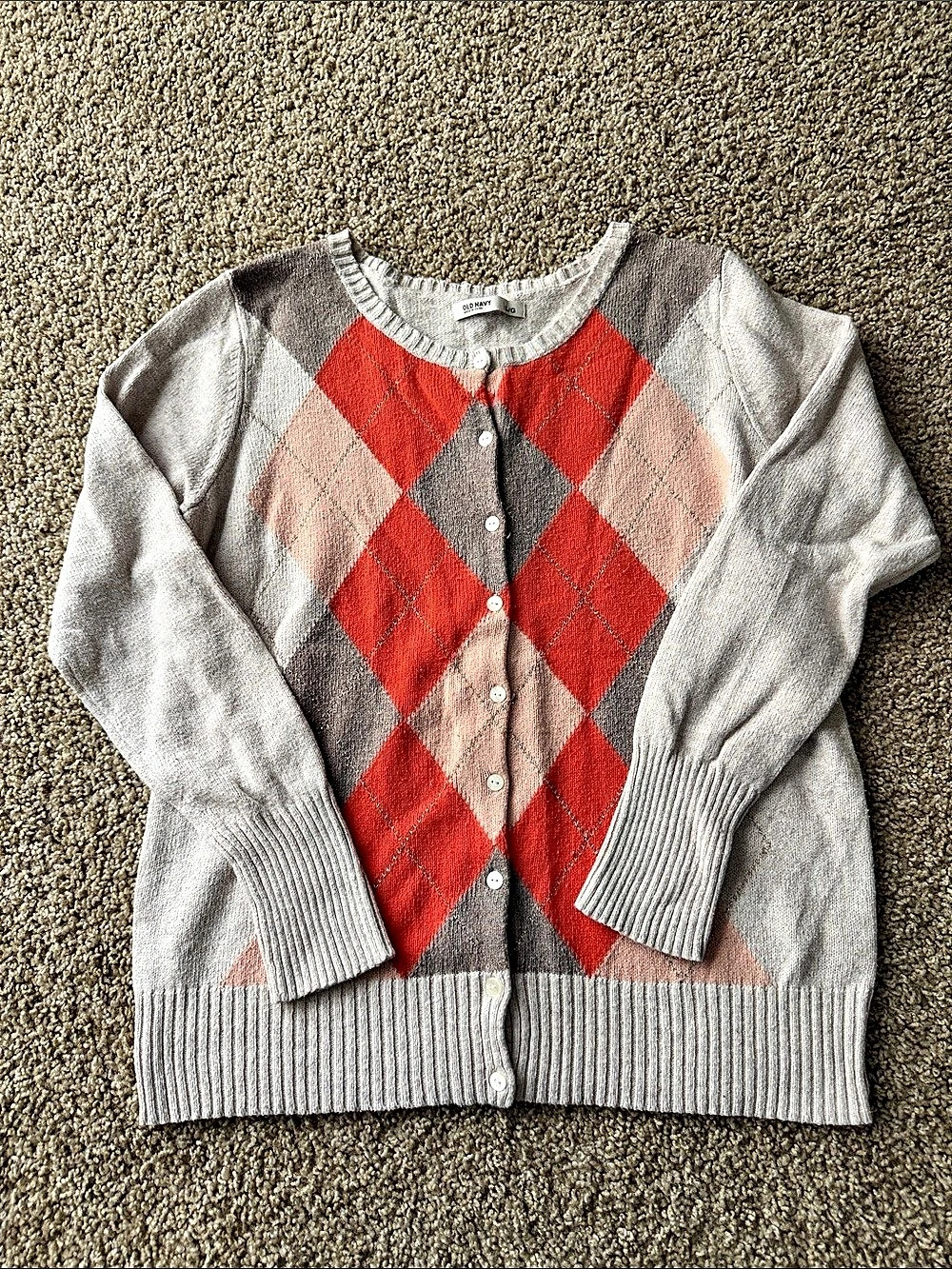 Old Navy Argyle Cardigan in Gray & Red Size Large